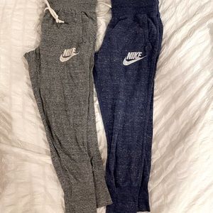 2 pairs of Nike vintage cropped joggers